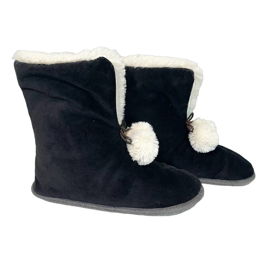 Cuddle Duds Black Pom Pom Ankle Slippers Size 7/8